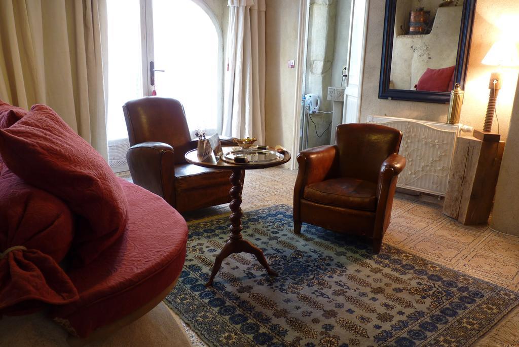 Le Clos Margot Bed & Breakfast แซ็ง-มัวริซ ห้อง รูปภาพ